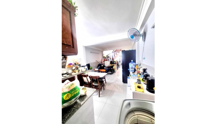 Bán nhà 2 Tầng 49m2_4x13m Vị Trí Đẹp Gần Phạm Văn Đồng Hiệp Bình Chánh Thủ Đức Chỉ 3,99 tỷ